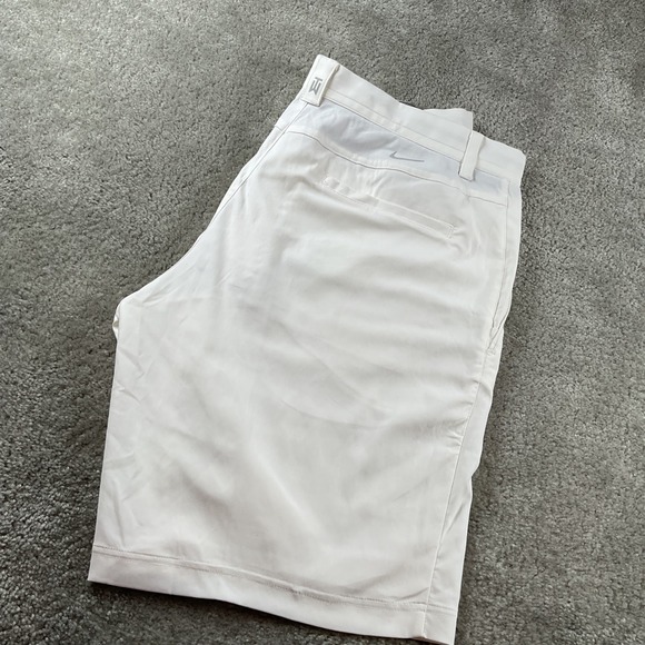 NEW Nike Tiger Woods Collection Mens Golf Shorts White Standard Fit Size 36 - Picture 7 of 11